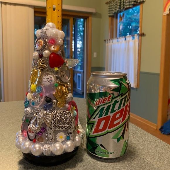 ELEPHANT LOVE Junkdrawer Tree Handmade Decoration - Picture 9 of 16